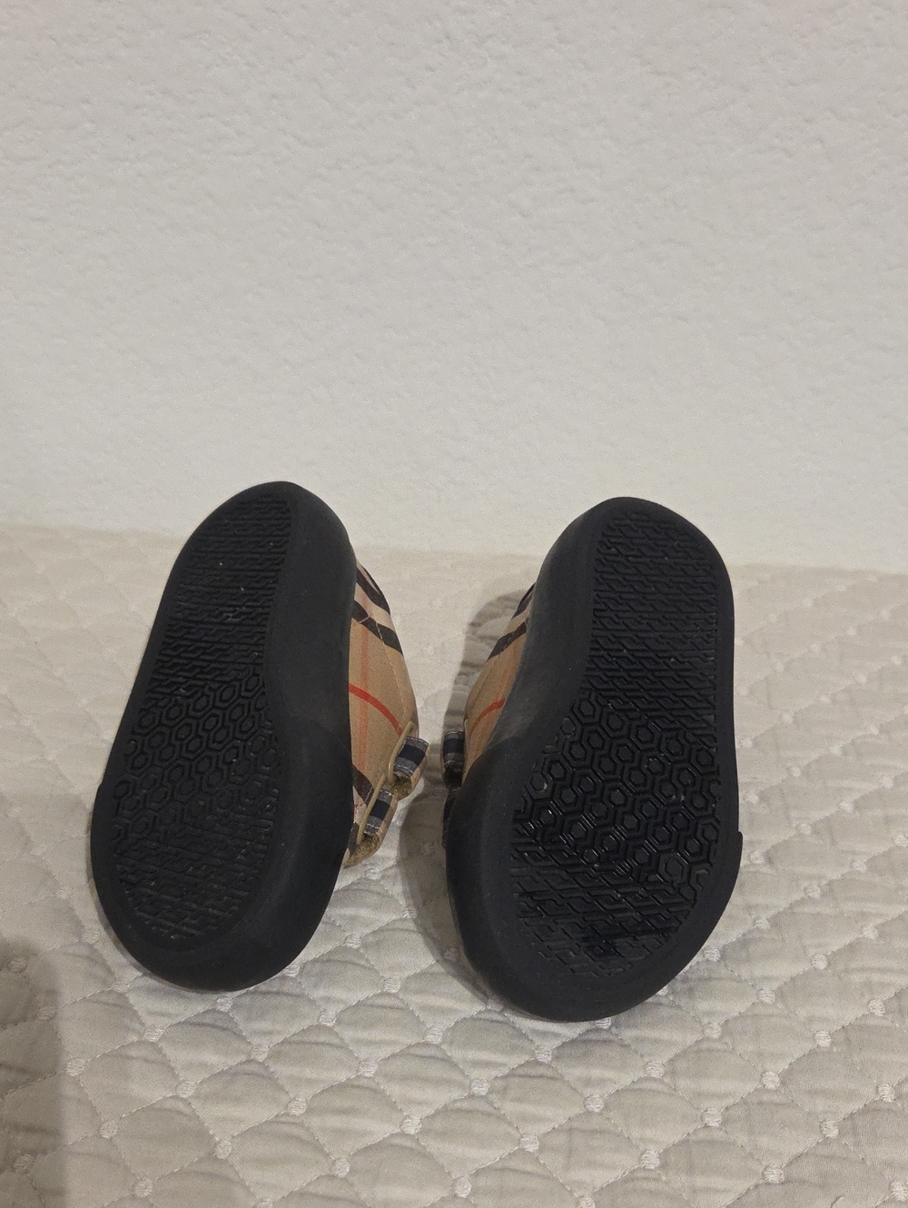 Baby toddler Burberry shoes - Picture 5 of 5